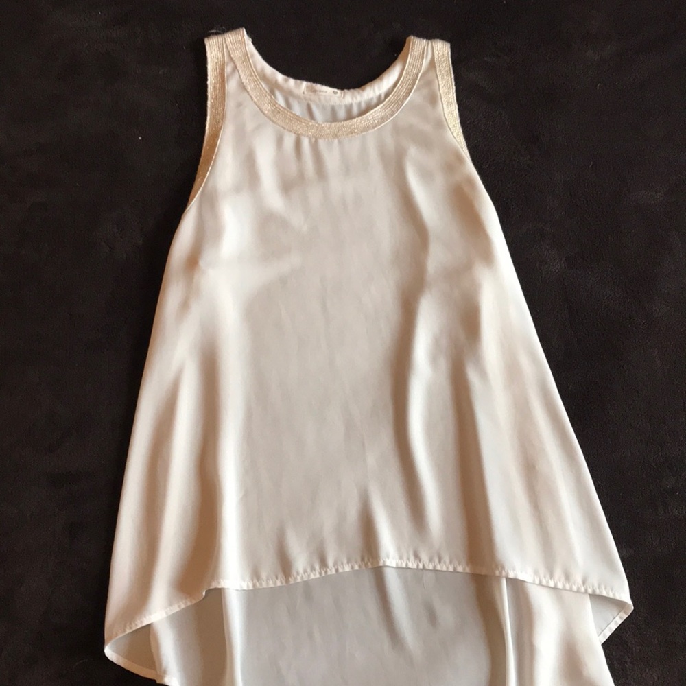 White and gold tank